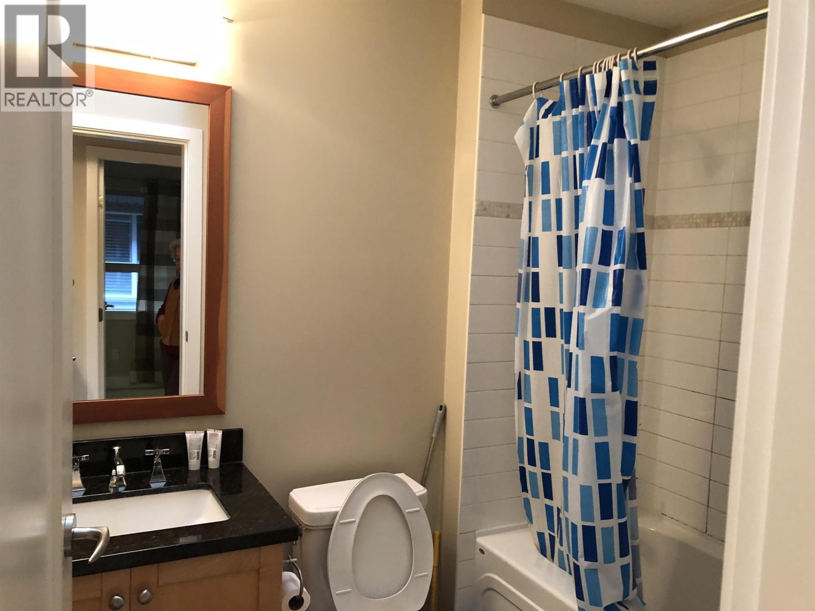 252 JENSEN STREET, New Westminster