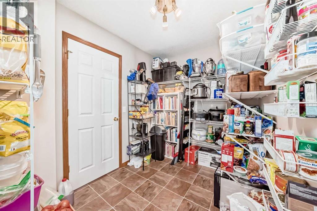 Single Family House for Sale in  Royal Birkdale Crescent NW Royal Oak Calgary 