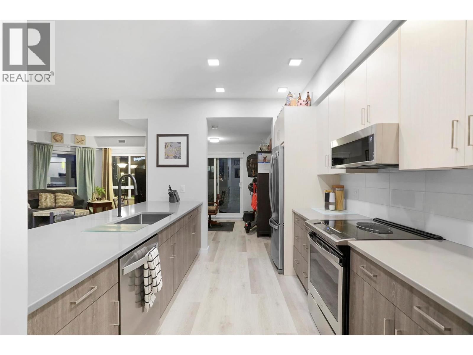 #306-2301 Carrington Road, West Kelowna