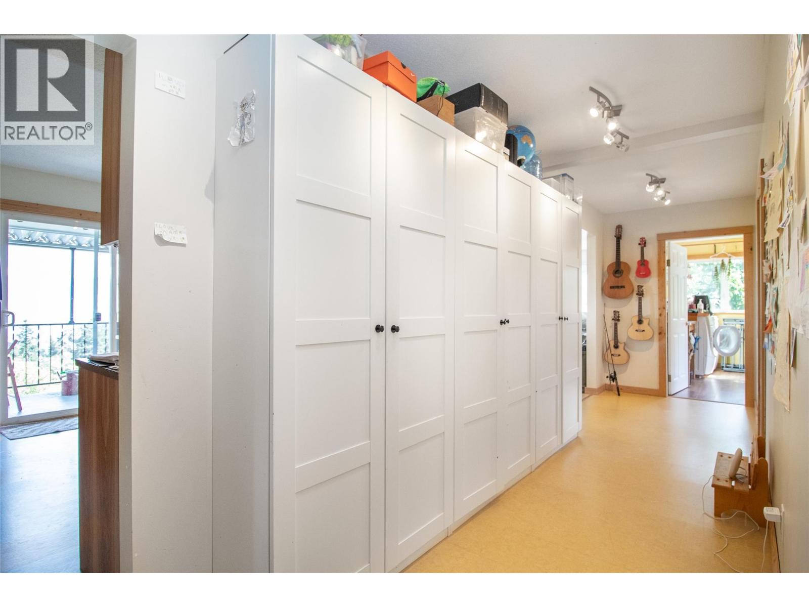  2741 Sugosa Place, West Kelowna