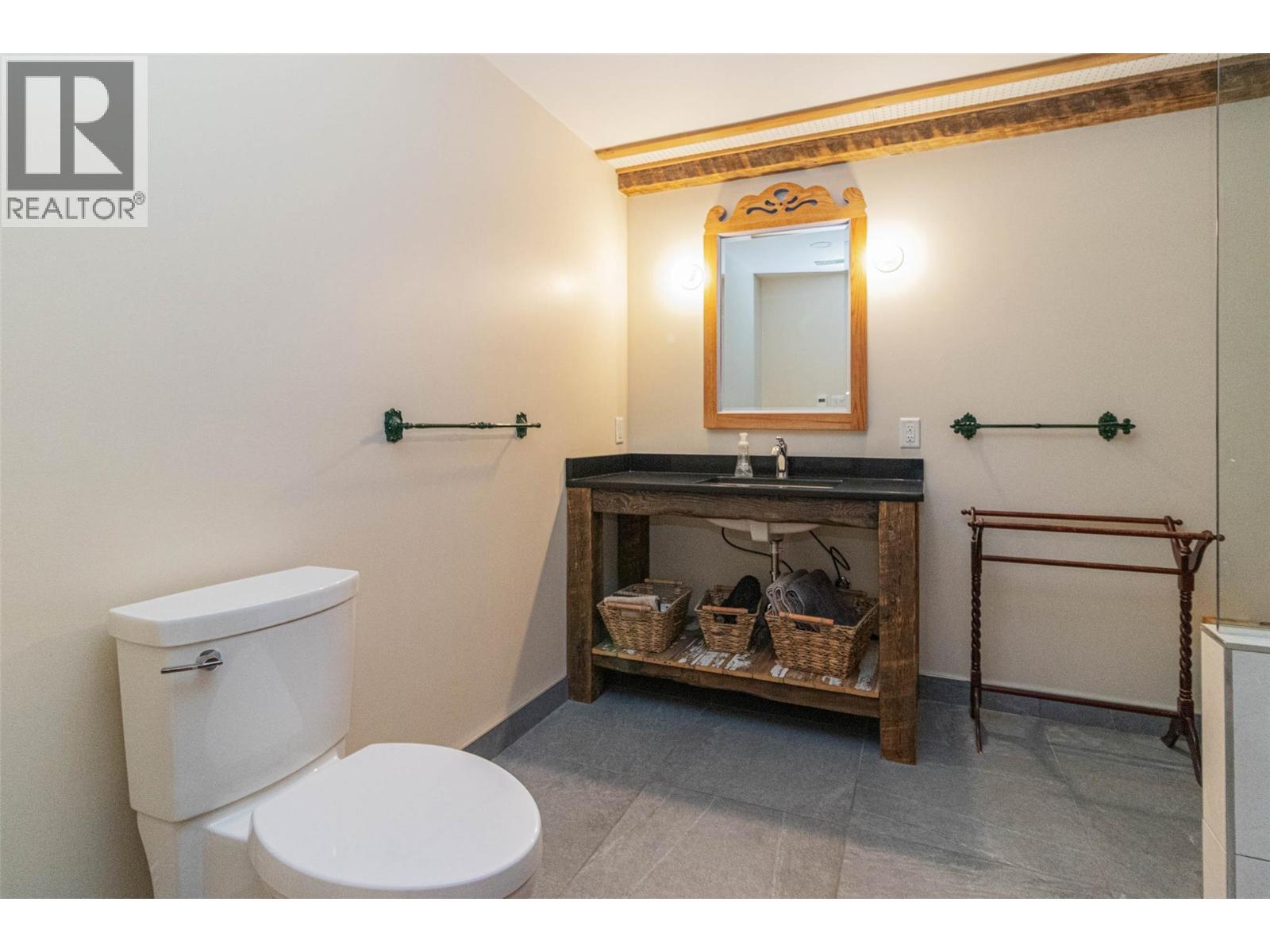  2741 Sugosa Place, West Kelowna