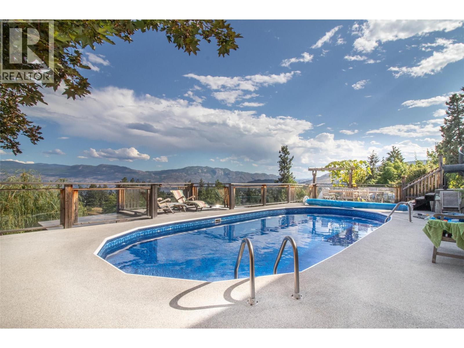  2741 Sugosa Place, West Kelowna