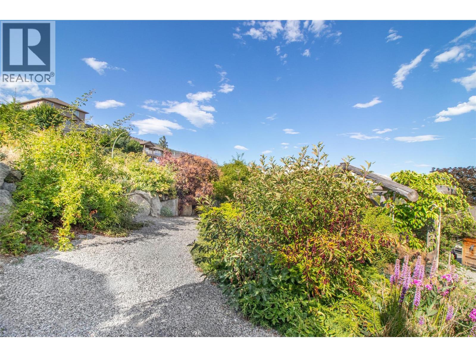 2741 Sugosa Place, West Kelowna