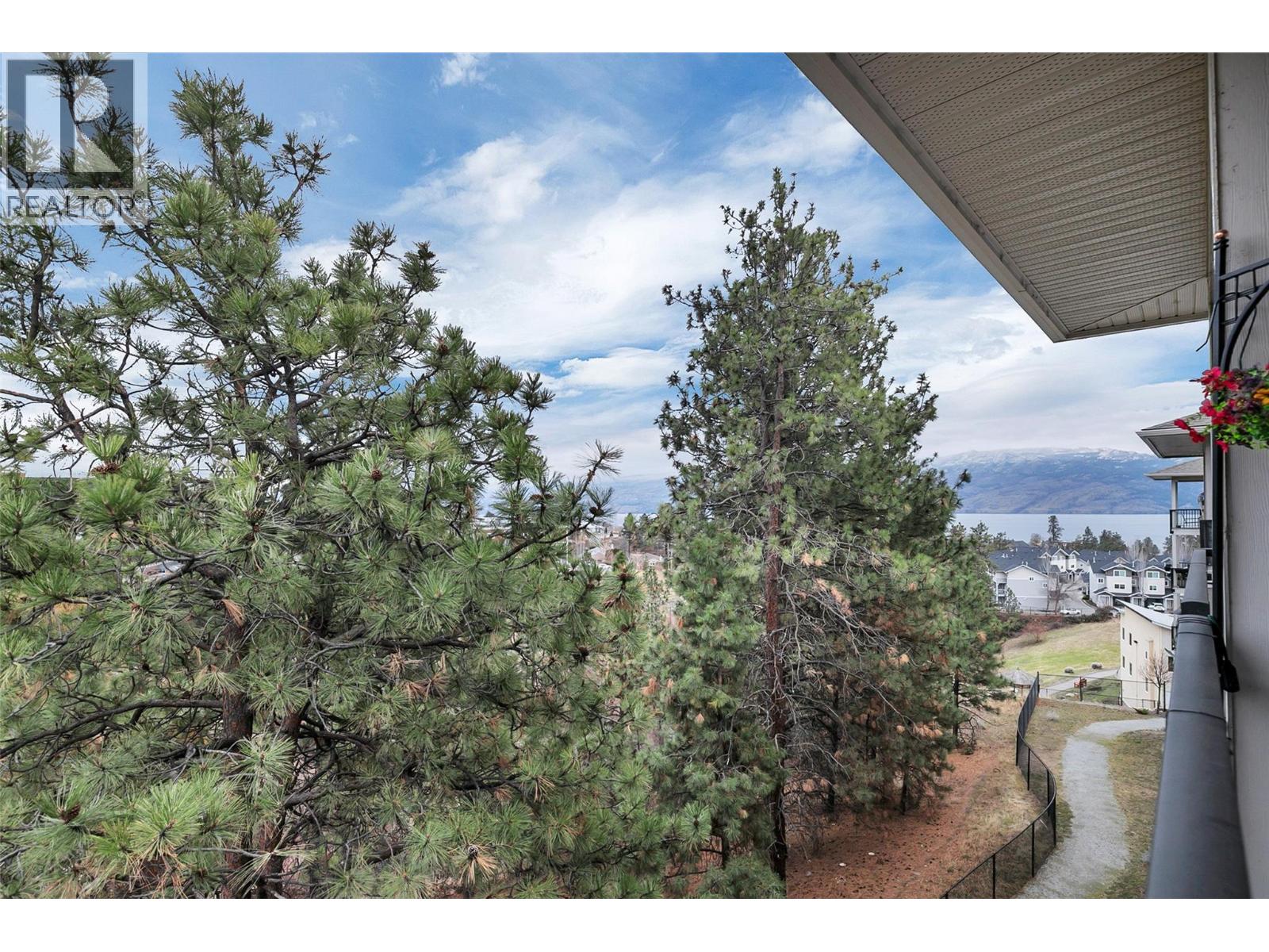 407 2301 Carrington Road, West Kelowna