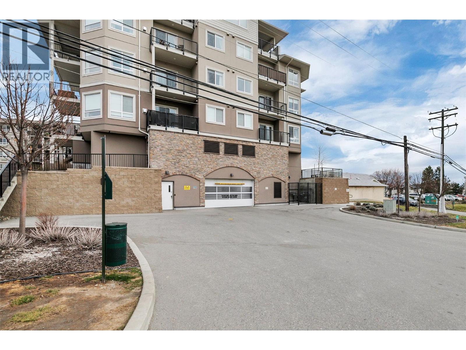 407 2301 Carrington Road, West Kelowna