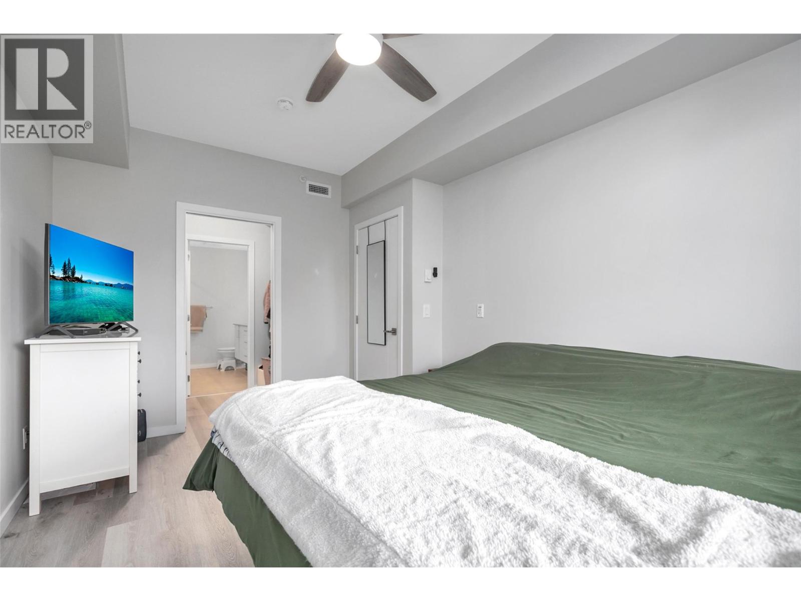 #407 2301 Carrington Road - 17