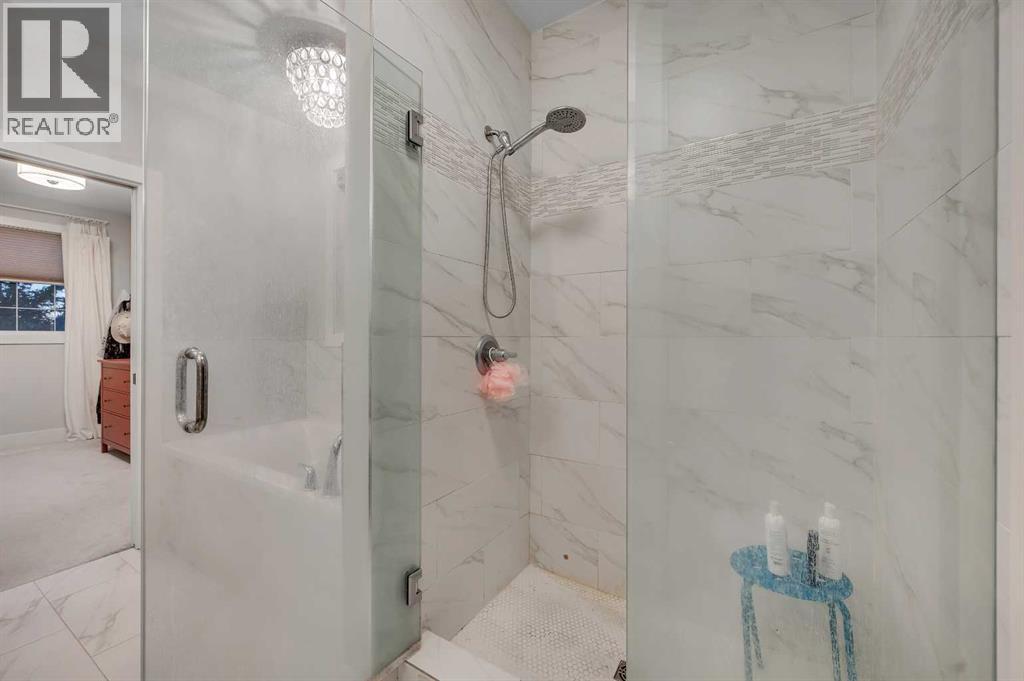 Single Family House for Sale in   Avenue NW Capitol Hill Calgary 