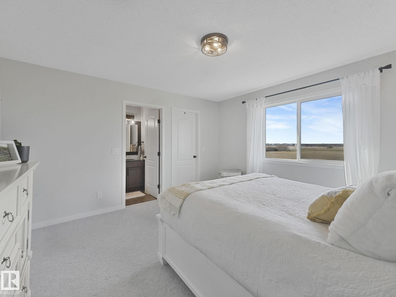 112 SANTANA CR, Fort Saskatchewan