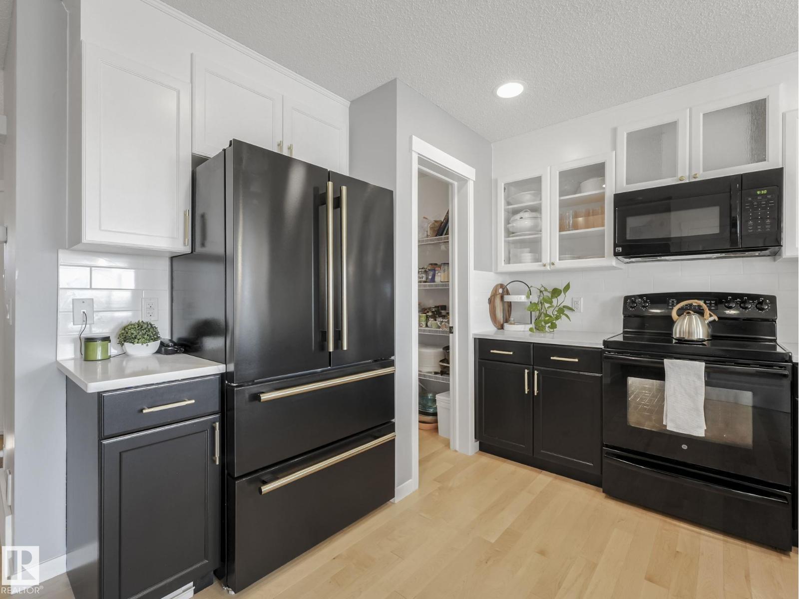 112 SANTANA CR, Fort Saskatchewan