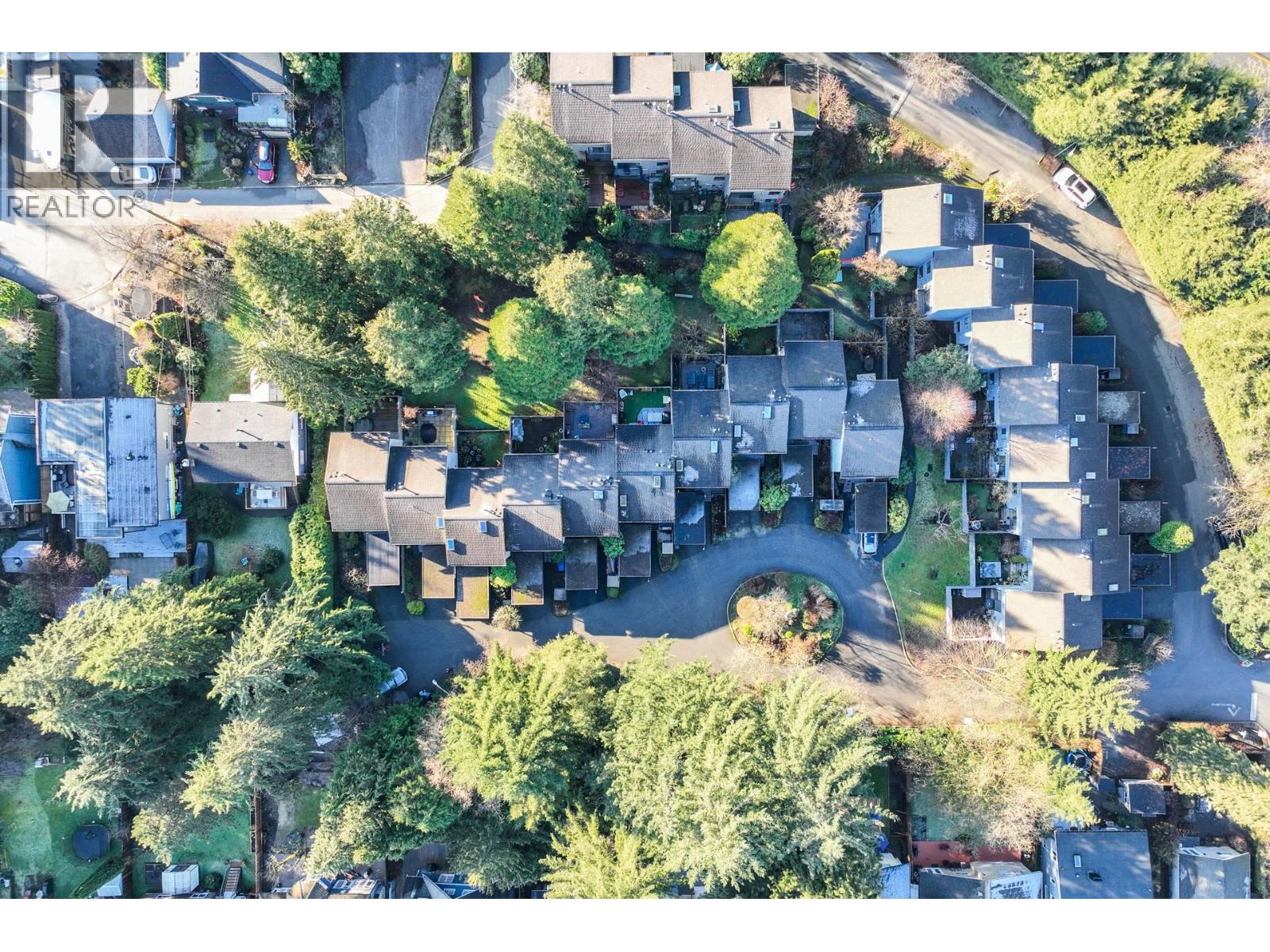 2060 DEEP COVE CRESCENT, North Vancouver