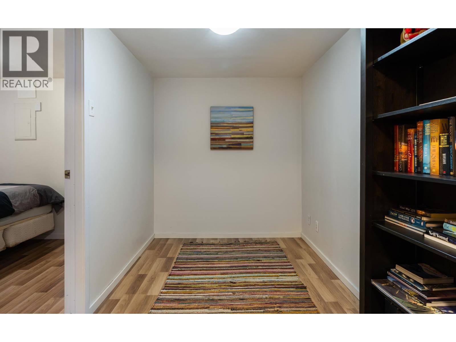 2060 DEEP COVE CRESCENT, North Vancouver