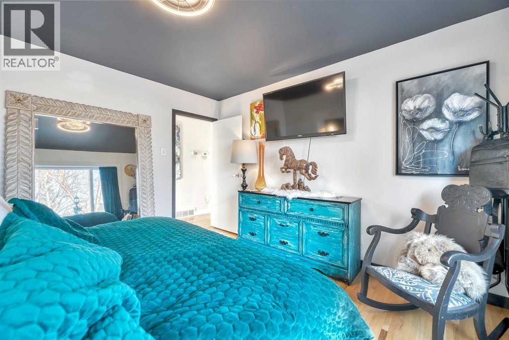 Single Family House Bungalow for Sale in  Allden Place SE Acadia Calgary 