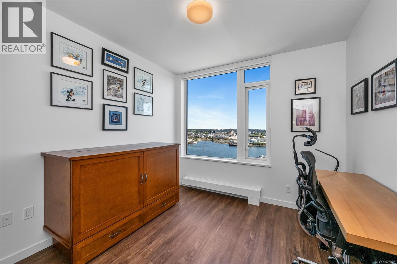 1108 363 Tyee Road, Victoria