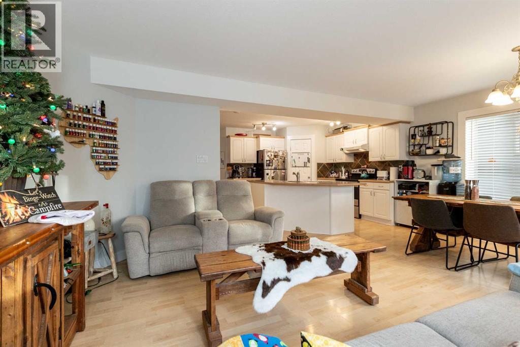 5032 47 Street, Sylvan Lake