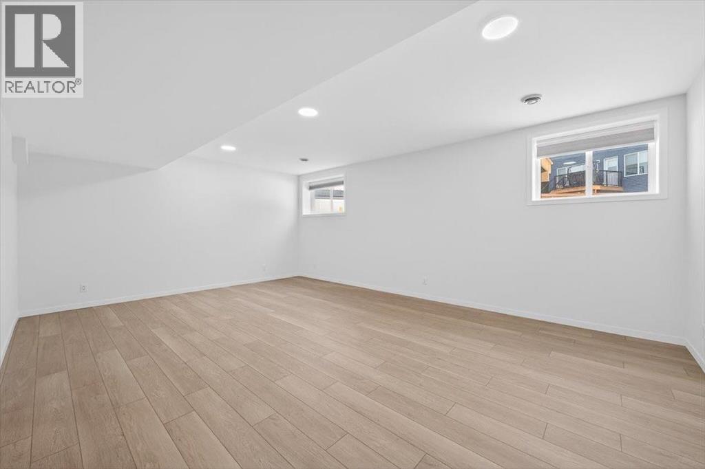 Single Family House for Sale in  Carringvue Place NW Carrington Calgary 