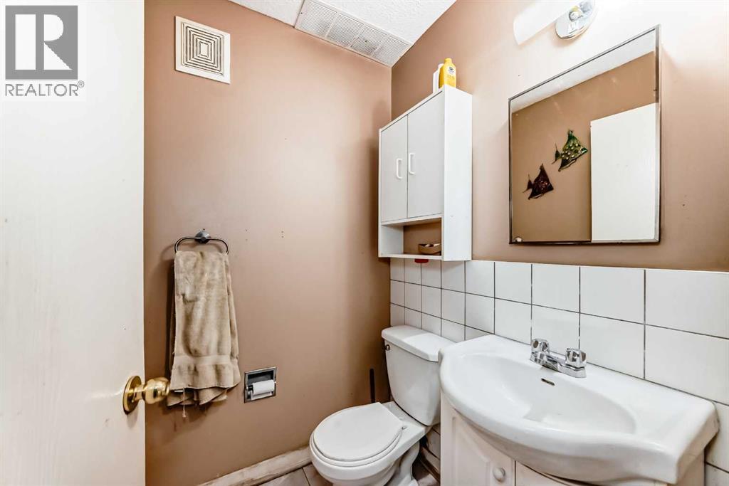 Single Family House for Sale in    Street NE Pineridge Calgary 