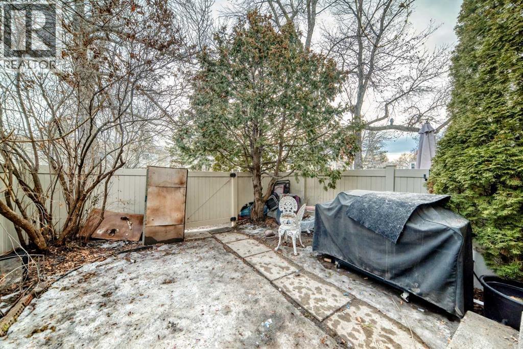 Single Family House for Sale in    Street NE Pineridge Calgary 