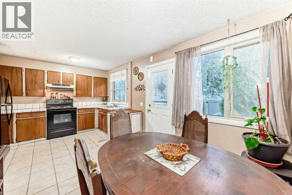 Single Family House for Sale in    Street NE Pineridge Calgary 