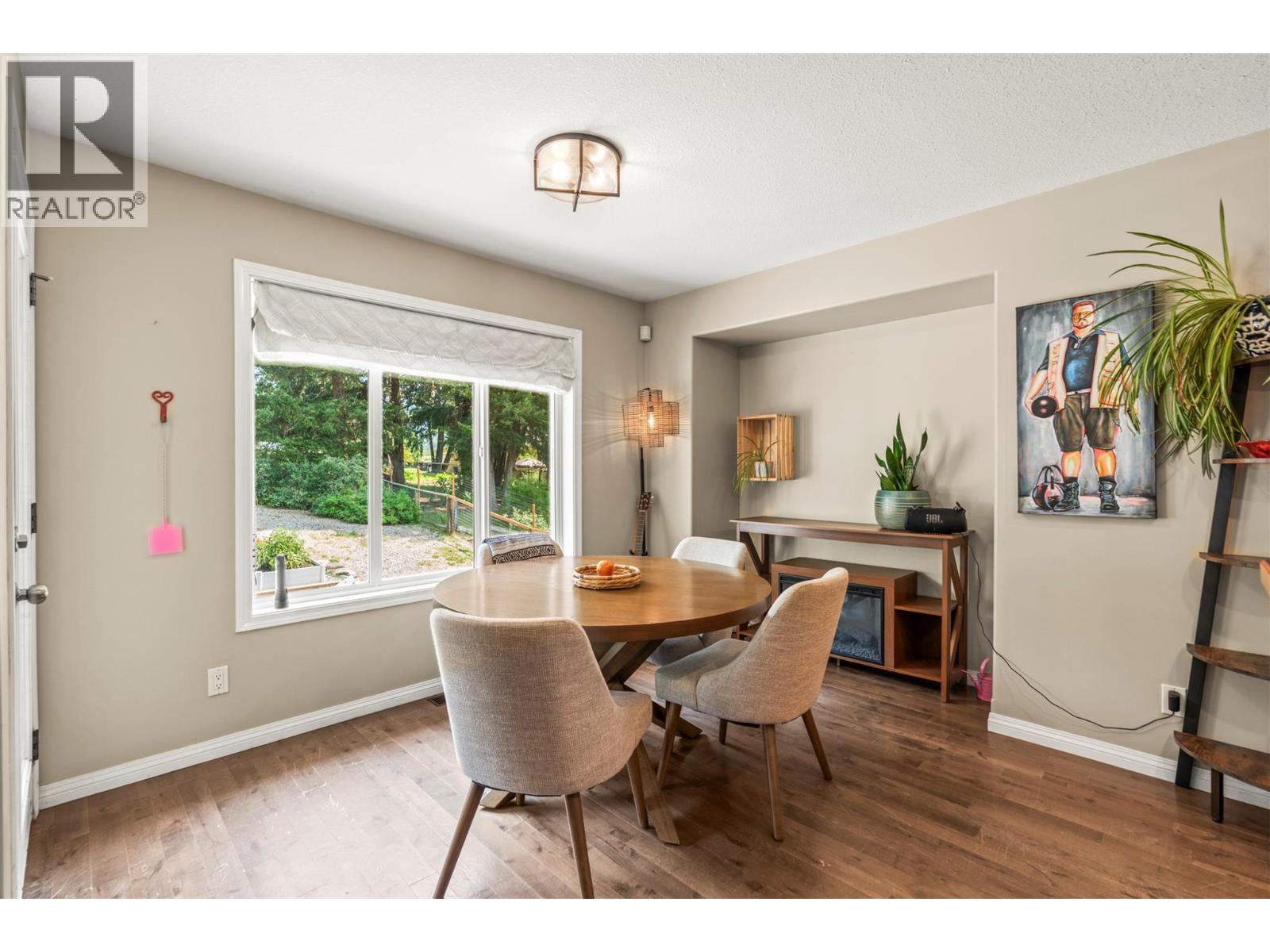 2907 Gyp Road, Falkland