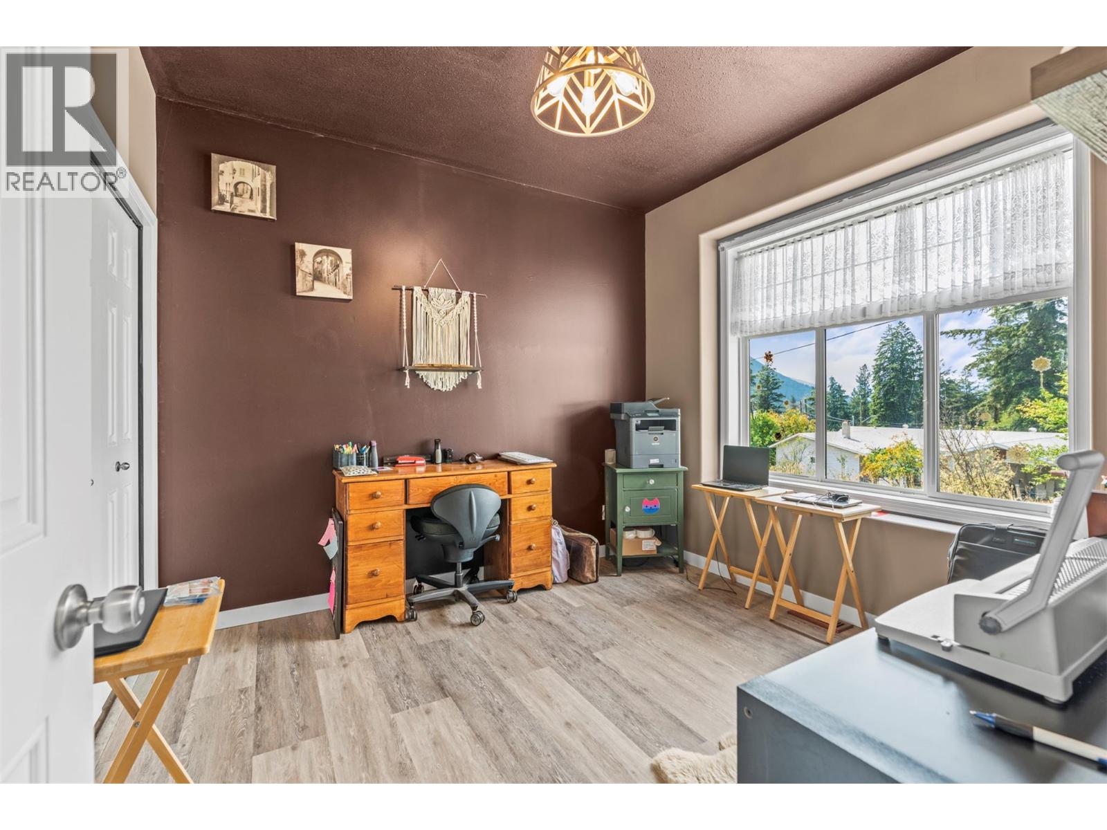 2907 Gyp Road, Falkland