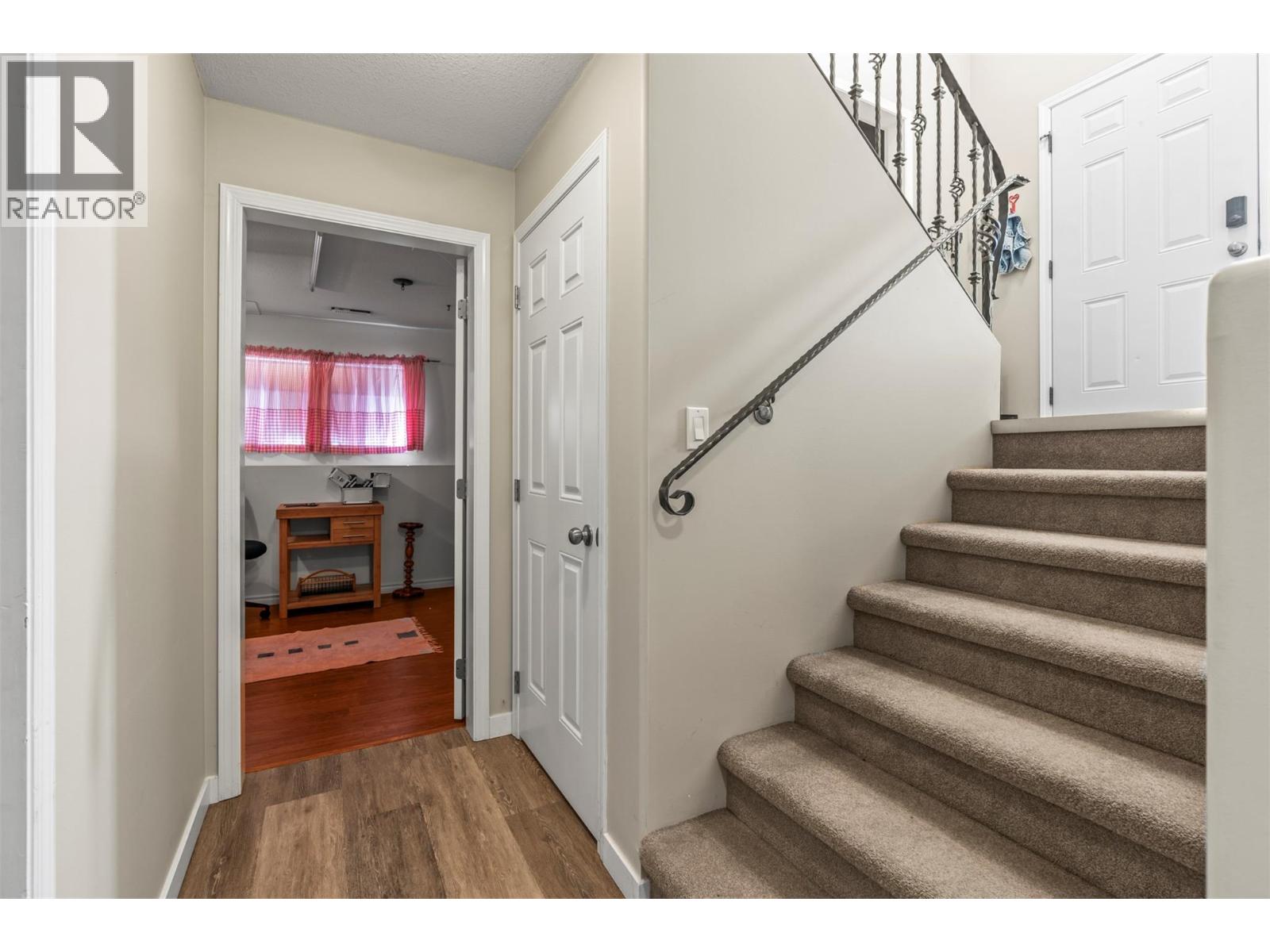 2907 Gyp Road, Falkland