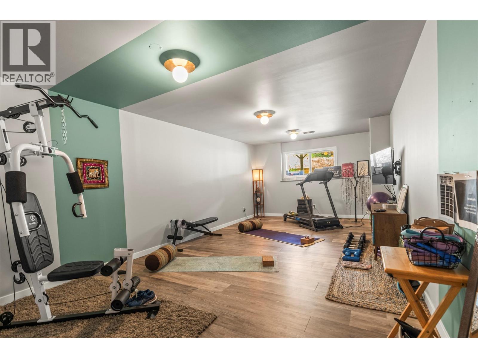 2907 Gyp Road, Falkland