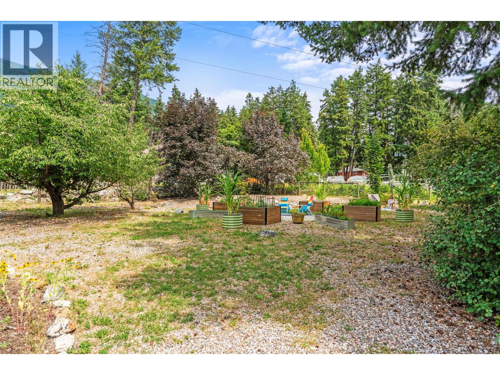 2907 Gyp Road, Falkland