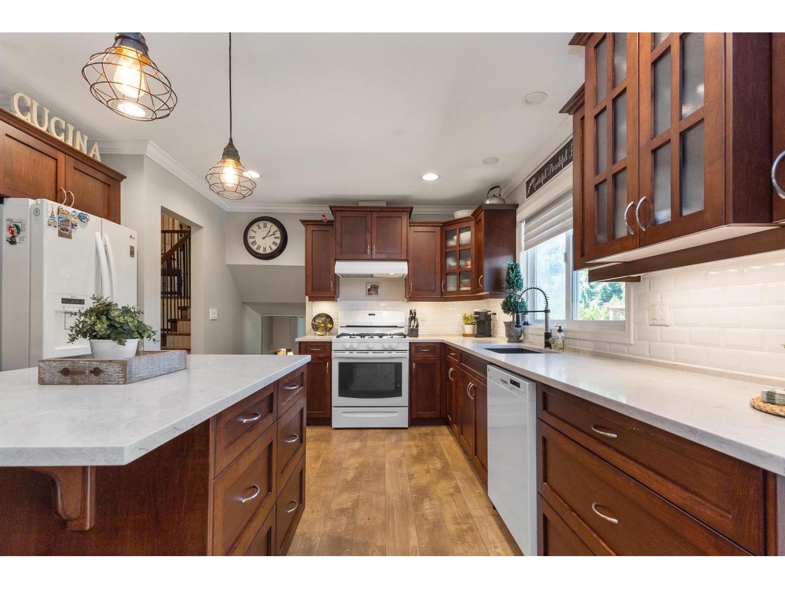 46403 HOPE RIVER ROAD, Fairfield Island, Chilliwack