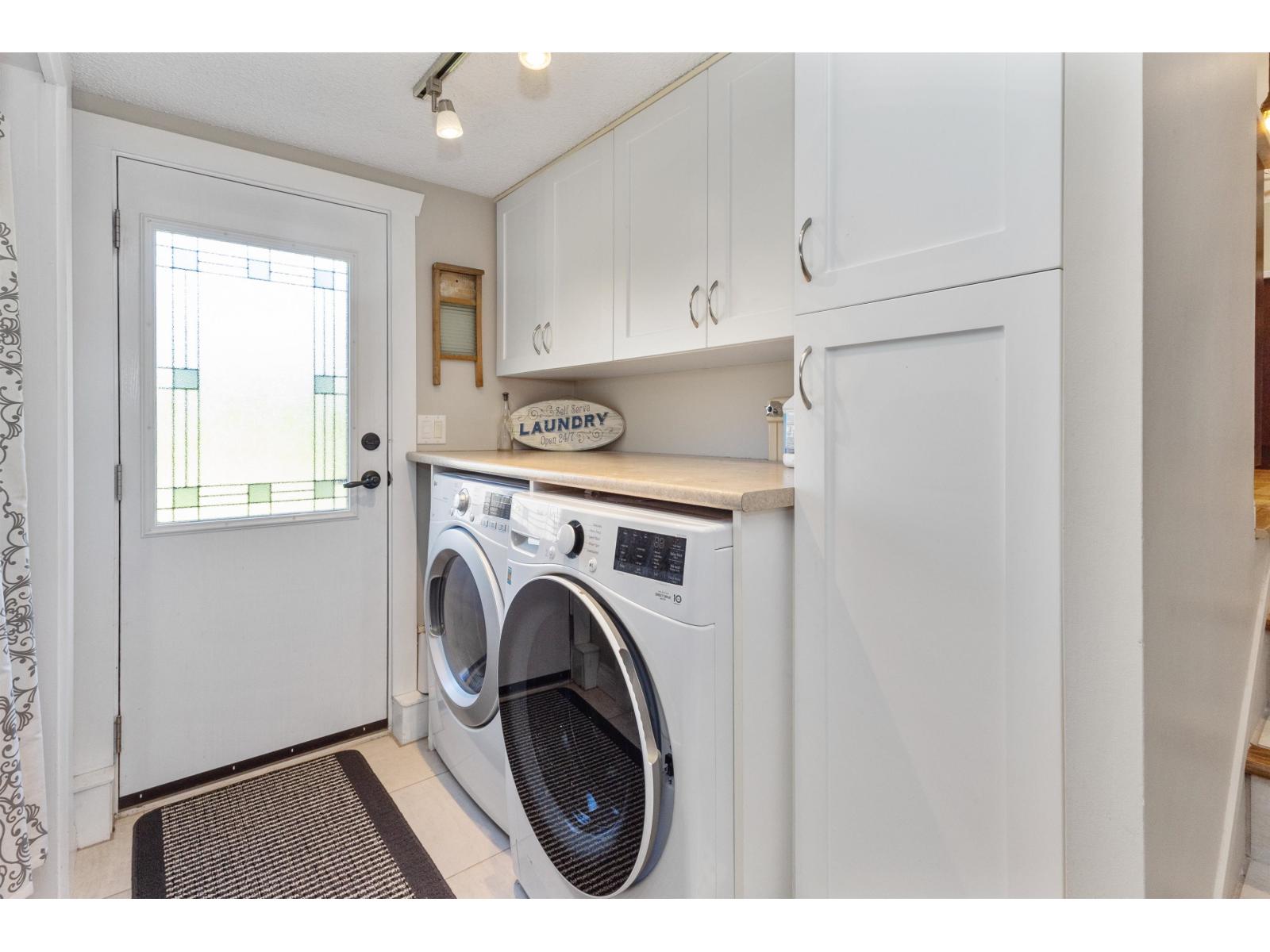 46403 HOPE RIVER ROAD, Fairfield Island, Chilliwack