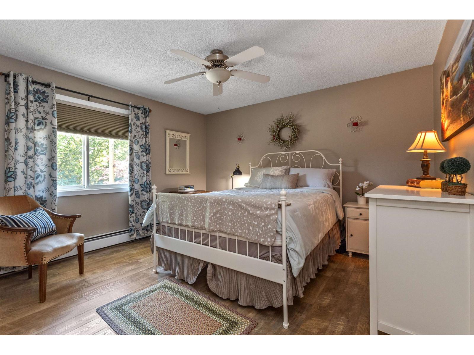 46403 HOPE RIVER ROAD, Fairfield Island, Chilliwack