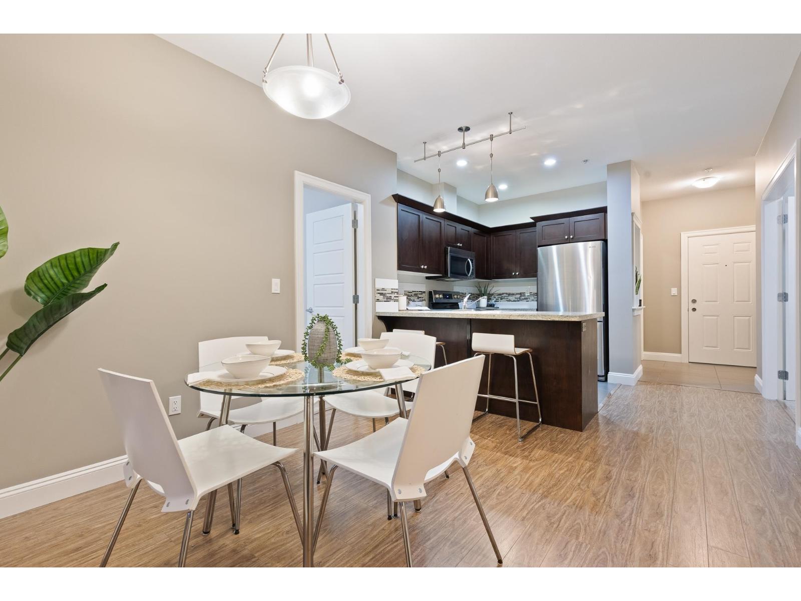 406 45640 ALMA AVENUE, Vedder Crossing, Chilliwack