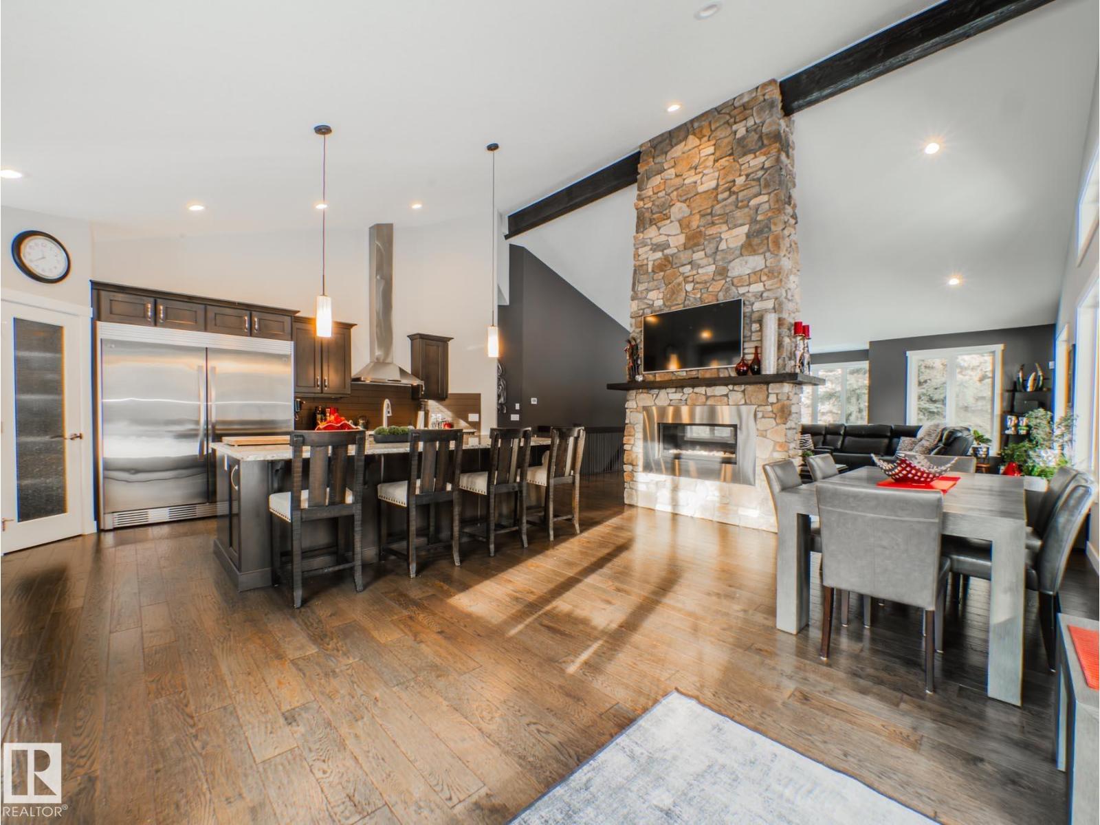 231 75 ST SW, Edmonton