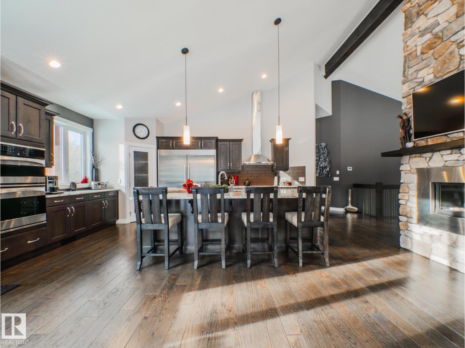 231 75 ST SW, Edmonton