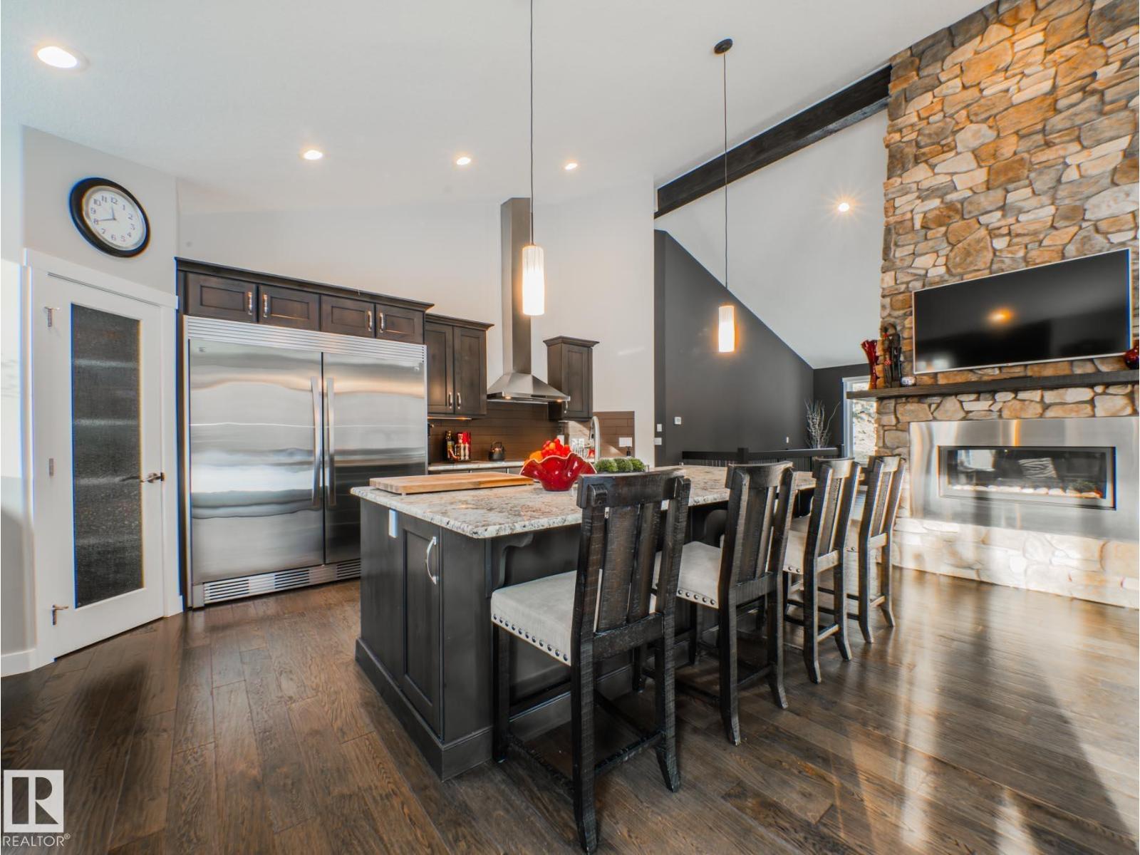 231 75 ST SW, Edmonton