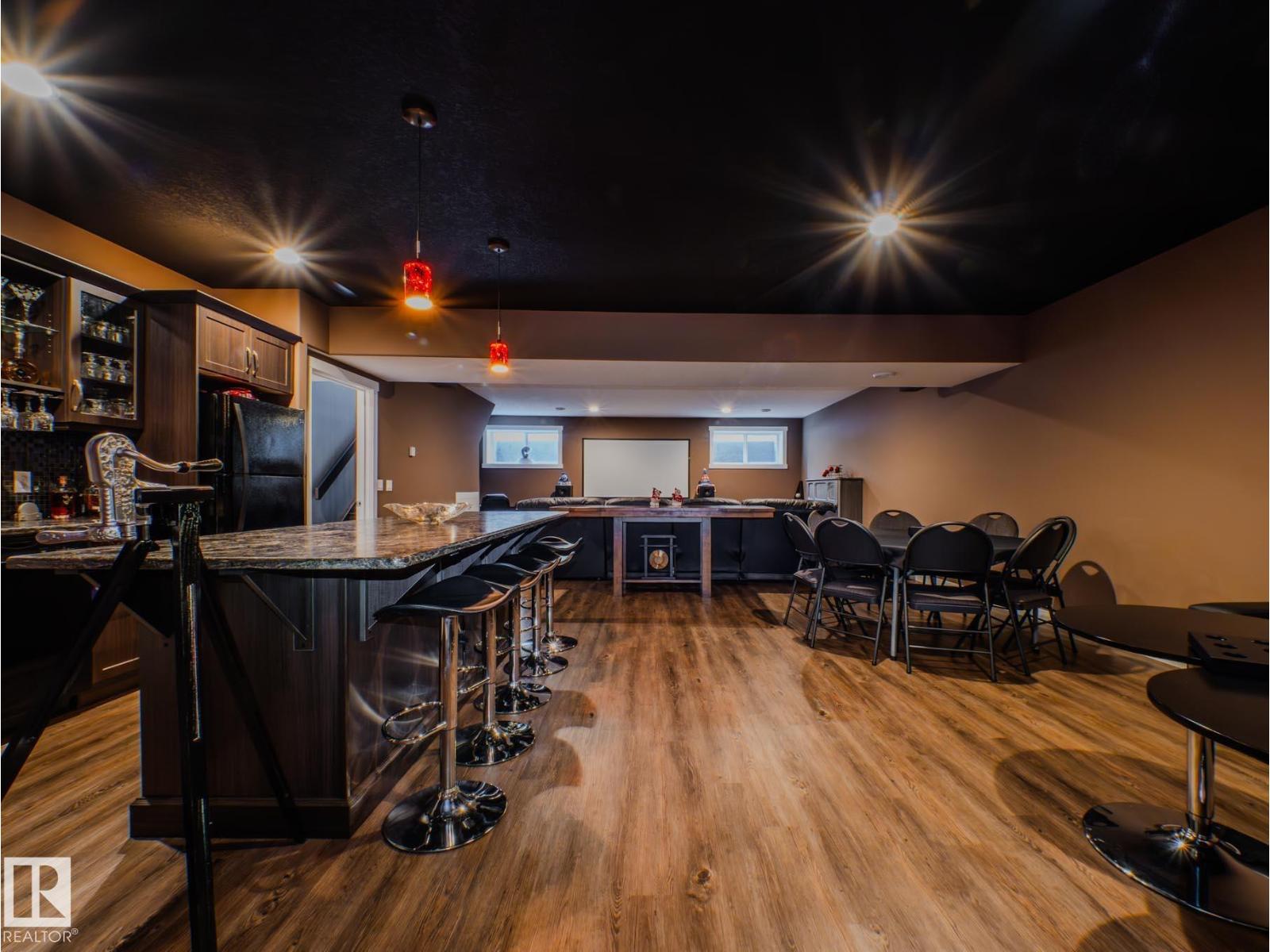 231 75 ST SW, Edmonton