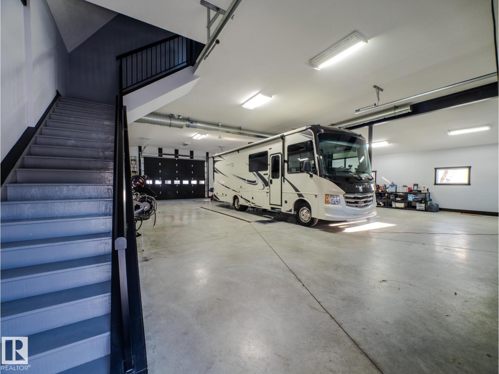 231 75 ST SW, Edmonton