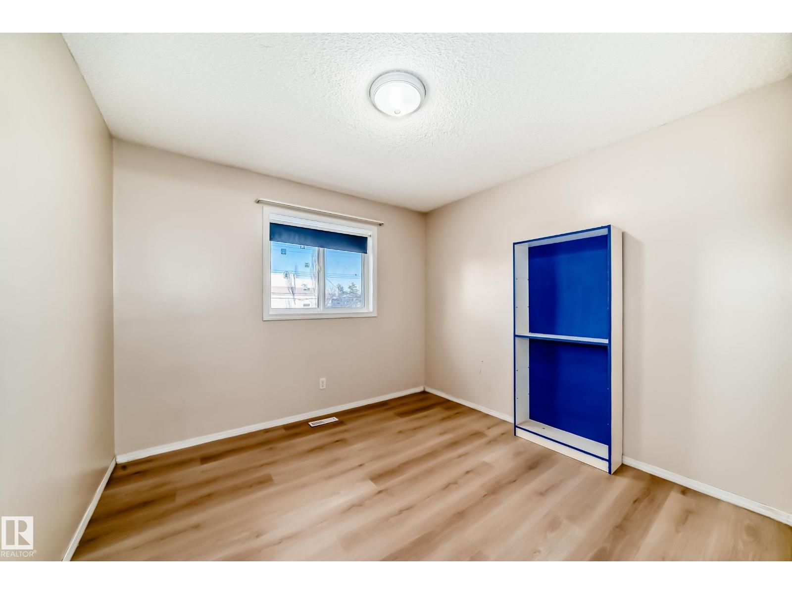 11609 125 ST NW - 33