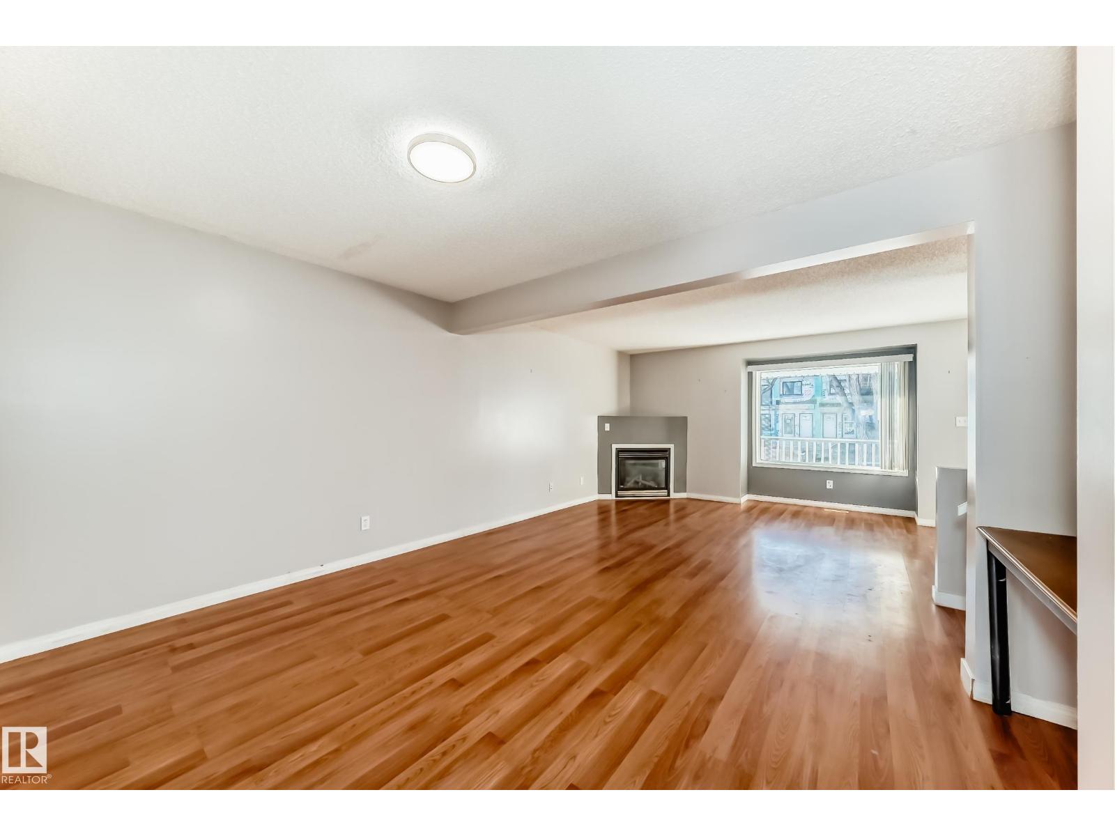 11609 125 ST NW - 18
