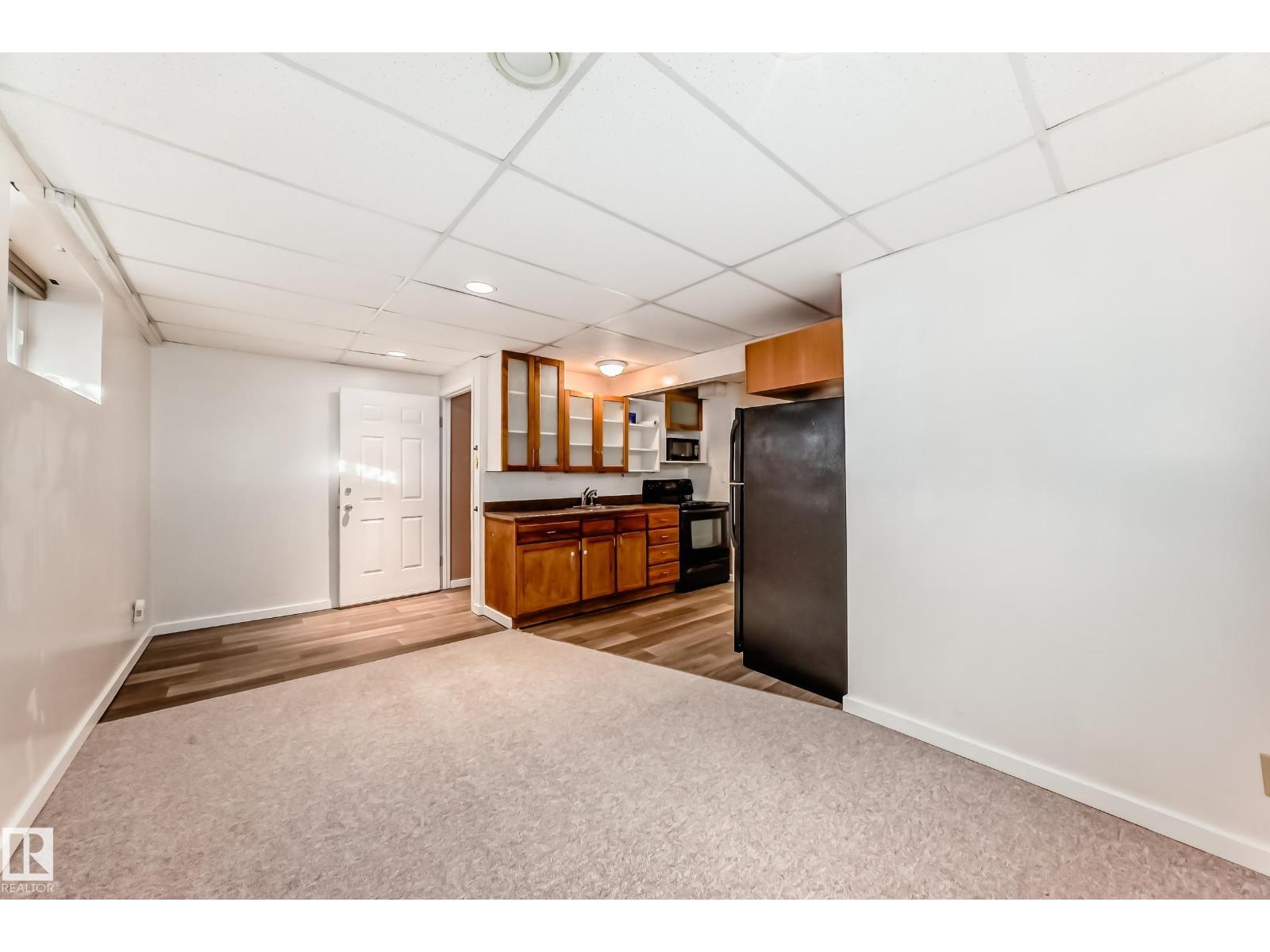 11609 125 ST NW - 42