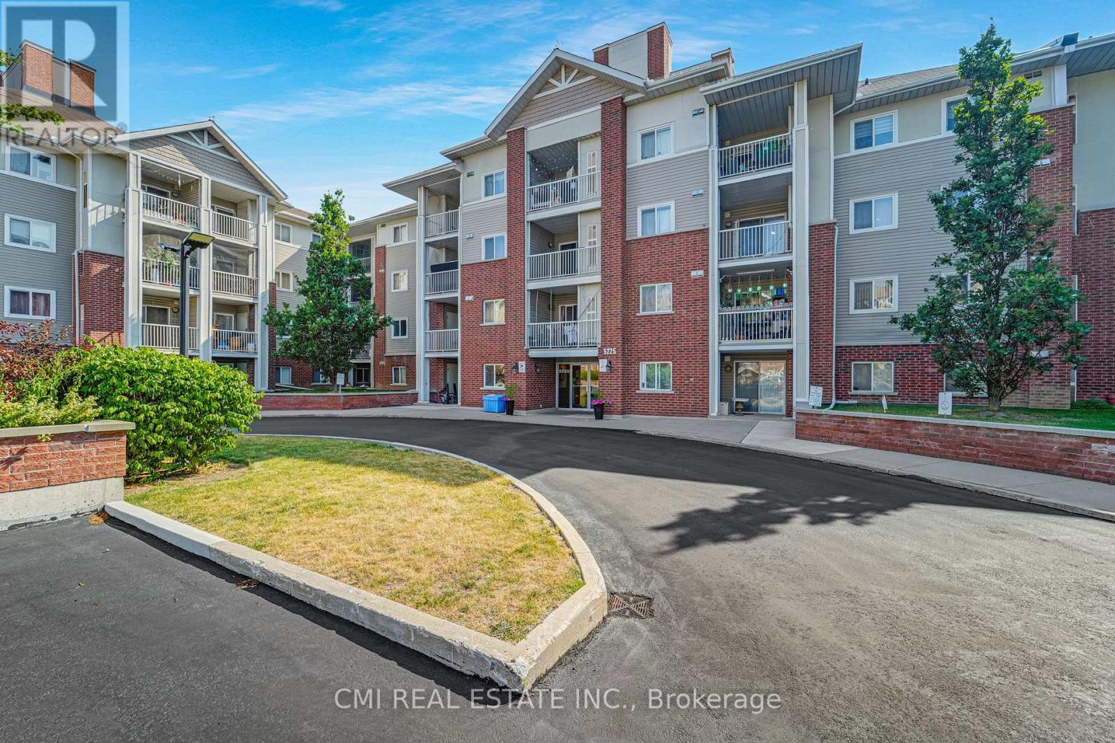 Listing photo of 203 - 5225 FINCH AVENUE E