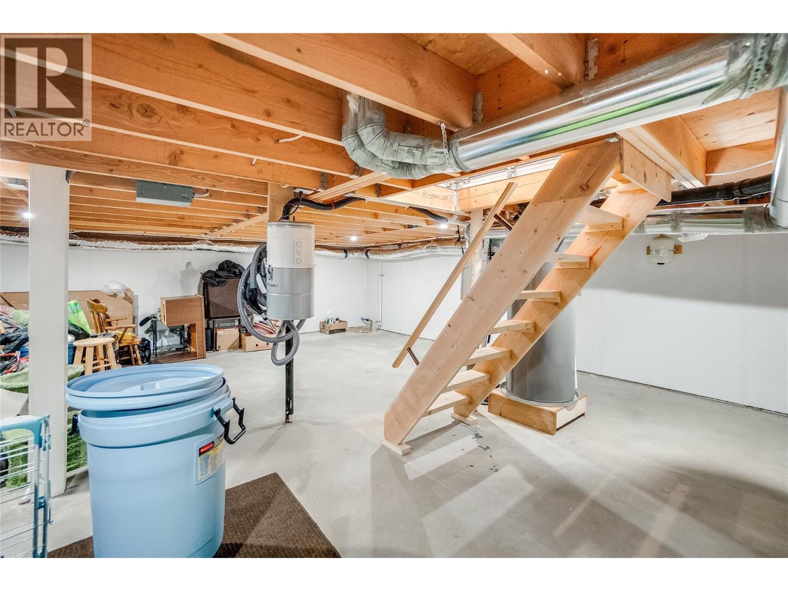 #1 611 UNION STREET - 29