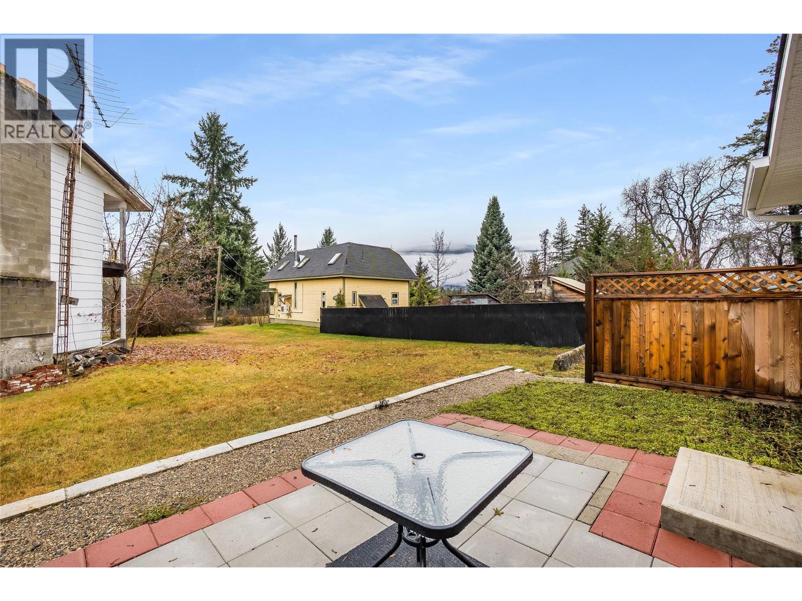 #1 611 UNION STREET - 37