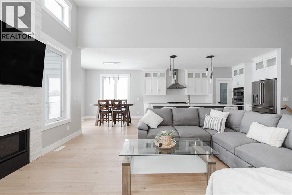 115 Crane Place, Fort McMurray