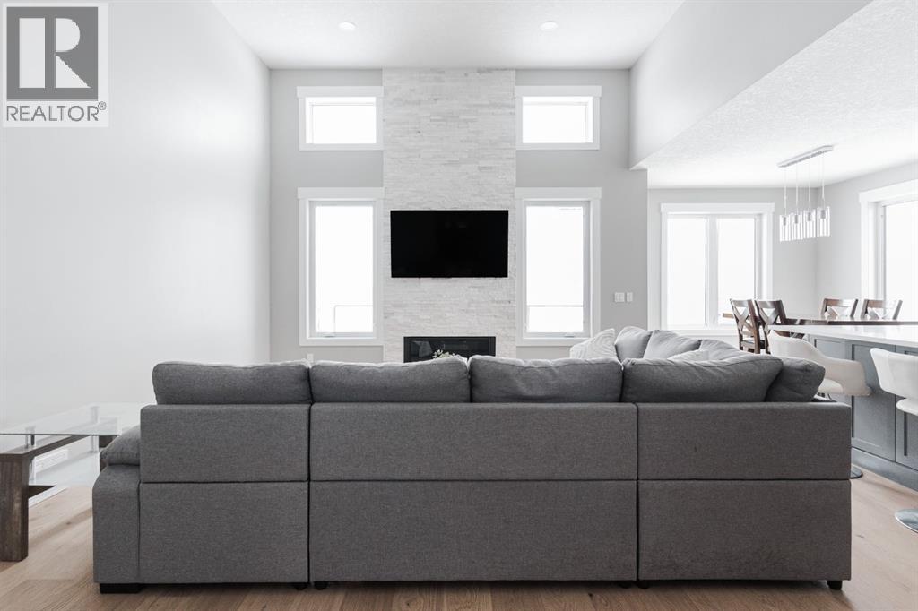 115 Crane Place, Fort McMurray