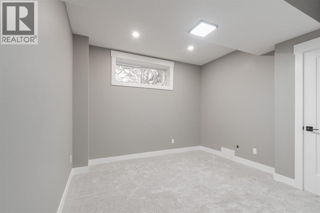 115 Crane Place, Fort McMurray