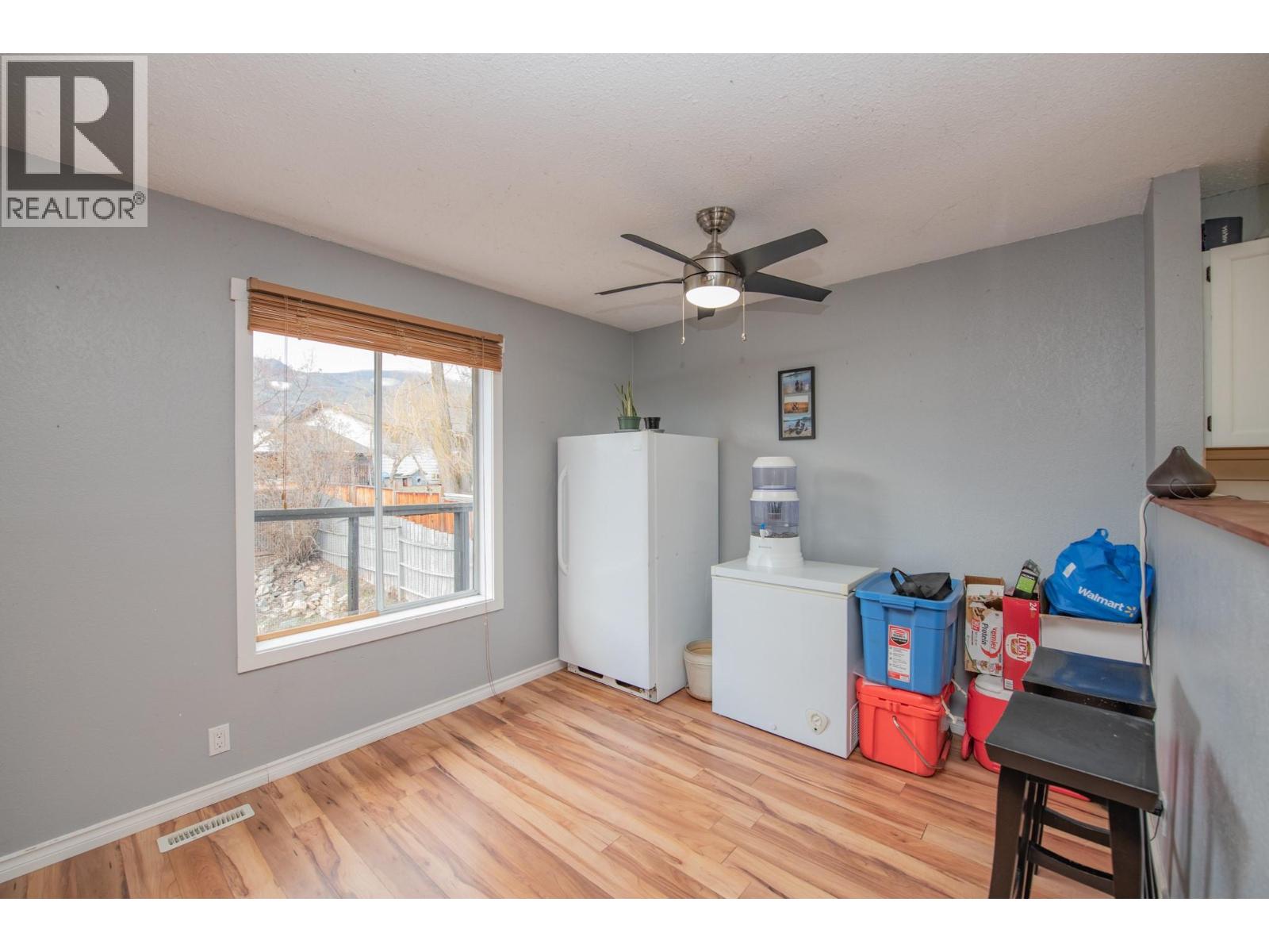 5121 27 Avenue - 15