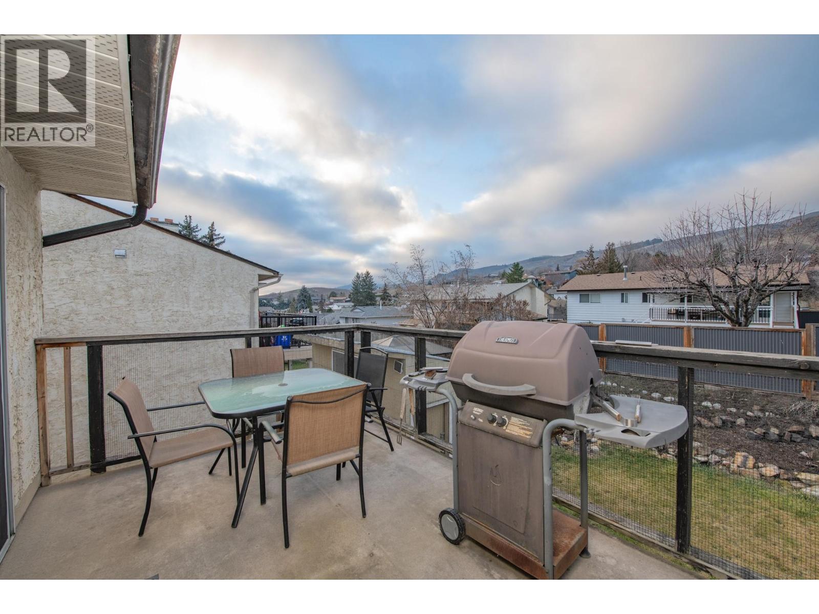 5121 27 Avenue - 21