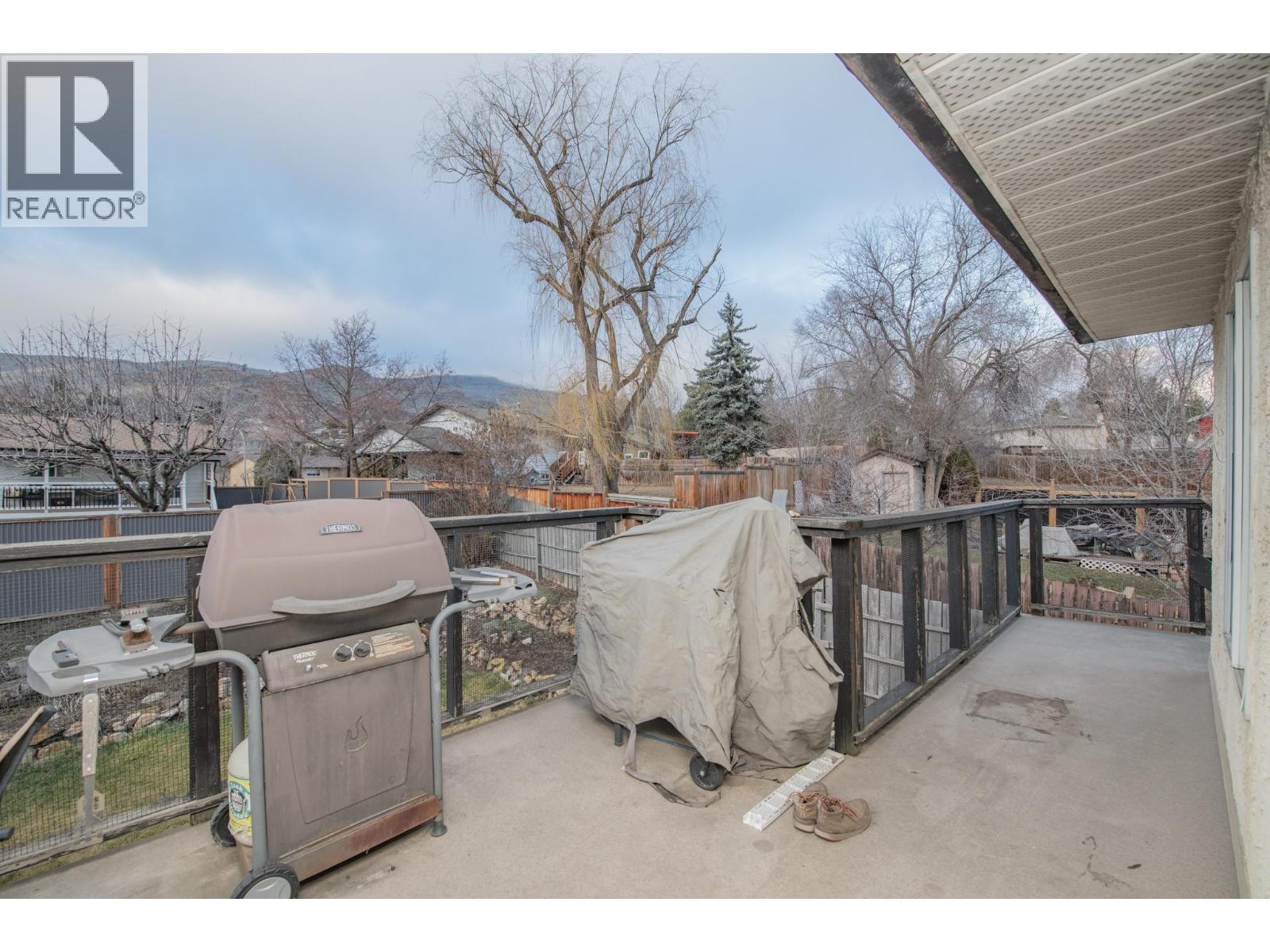 5121 27 Avenue - 23