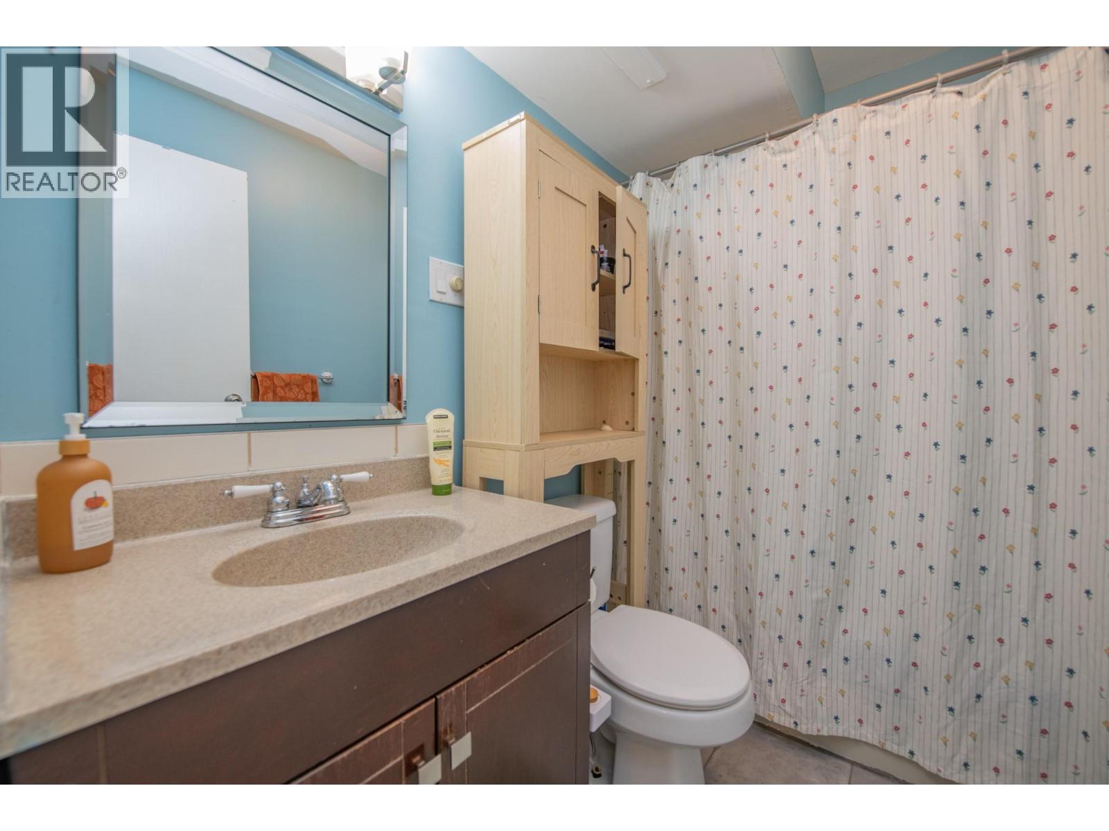 5121 27 Avenue - 36
