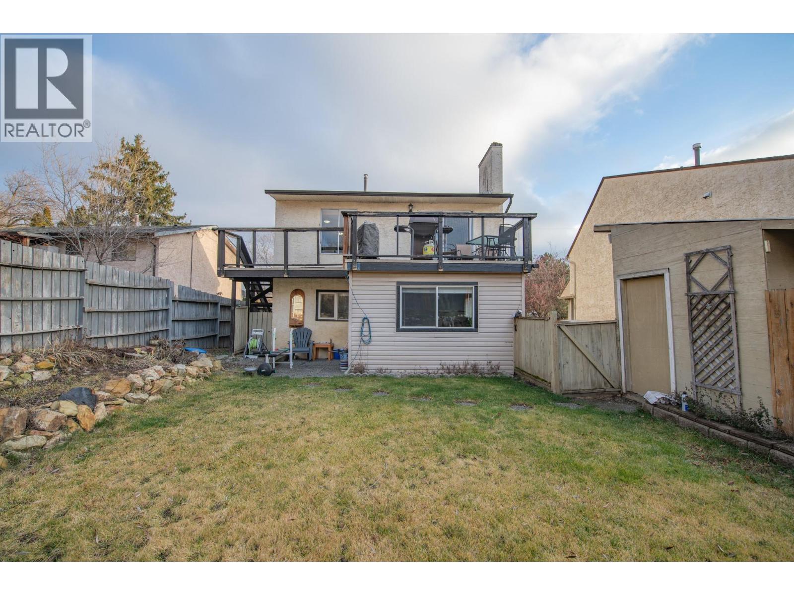 5121 27 Avenue - 44